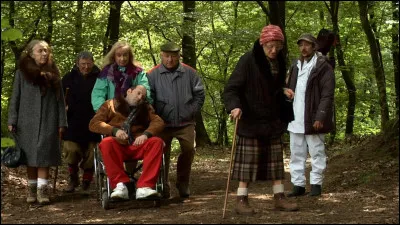 Dans ce film sorti en 2008, des seniors, laissés pour compte dans une maison de retraite, détournent de la morphine et se procurent des amphétamines et autres produits dopants, puis s'attaquent aux "quadras". Quel est ce film ?