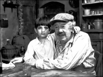 Qui est le réalisateur du film "Le vieil homme et l'enfant", sorti en 1967, avec Michel Simon dans le rôle principal ?