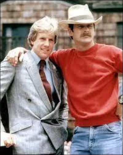 La série américaine "Simon et Simon", qui racontait les aventures des 2 détectives de l'Agence "Simon et Simon" était aussi amusante que remuante. Pourquoi ce double prénom dans le titre de la série ?