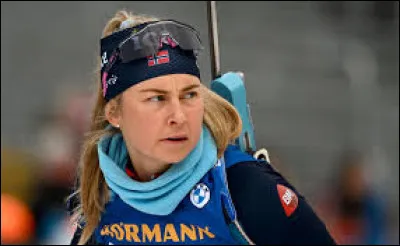 Meilleure Norvégienne, elle termine à la 6e place et réalise cinq podiums. C'est ...