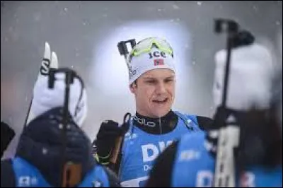 Cet autre norvégien, 3e au classement général, a remporté les globes individuel et mass start : il s'agit de ...