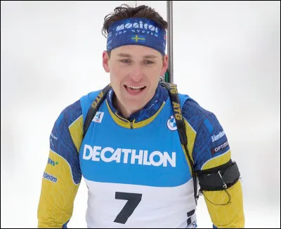Ce biathlète suédois a terminé a la 5e place ; il a remporté l'individuel d'ouverture de la saison à Kontiolahti et se distingue souvent par ses temps de ski. C'est ...