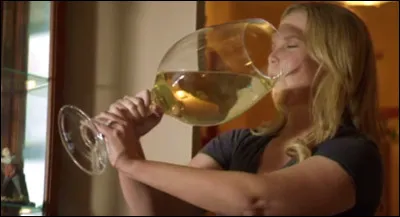 Une collègue que vous connaissez peu part à la retraite. Pour son pot de départ :