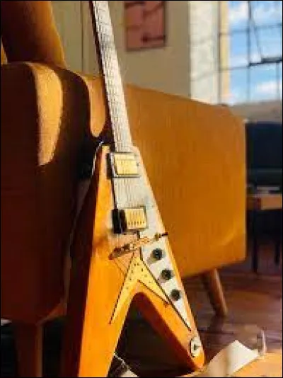 Quel groupe a interprété "How You Remind Me" en 2001 ?