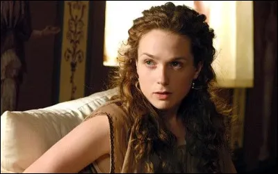 Quel rôle interprète Kerry Condon sur cette photo ?