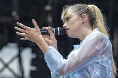 Murphy est sa première chanson.