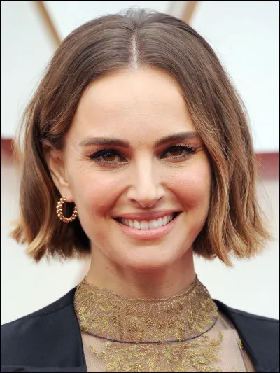 Fais de même avec l'actrice Natalie Portman.