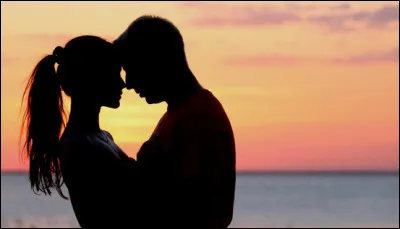 Imagine que tu es au collège et ton/ta meilleur(e) ami(e) sort avec la fille/le garçon que tu aimes. Comment réagis-tu ?