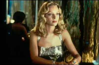 L'actrice Uma Thurman (Bienvenue à Gattaca, Kill Bill, Pulp fiction... ) chausse du 43