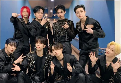 À qui appartiennent ces paroles : "Now, this is wath you waiting for, oh yeah" ?