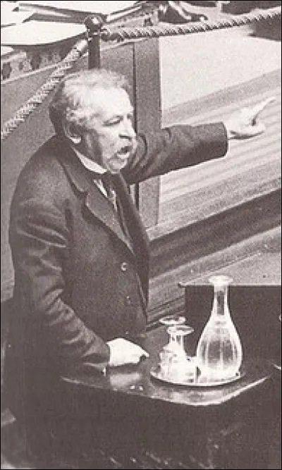 Grand orateur et brillant juriste, il fut l'apôtre de la paix. Quel est le prénom du député et ministre Briand ?