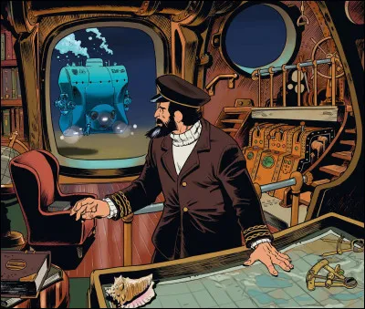 Dans le roman de Jules Verne "Vingt Mille Lieues sous les mers", comment se nomme la capitaine de l'équipage découvrant les trésors engloutis de l'Atlantide ?