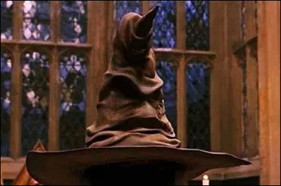 Lequel de ces quatre trio de personnages ont été envoyés à Gryffondor ?