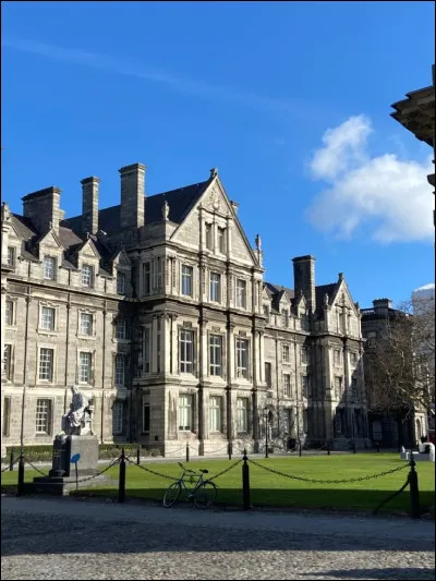 Qu’est-ce que Trinity College ?