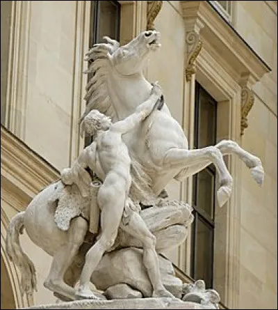 Quel est le nom du sculpteur qui a réalisé " Les Chevaux de Marly " ?