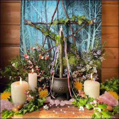 Je symbolise la transition saisonnière du 30 avril au 1er mai.
Je suis...