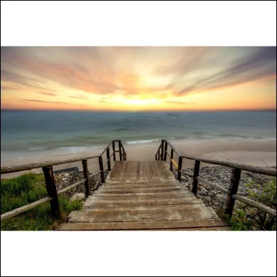 Est-ce qu'il y a plus de grains de sable sur Terre ou plus d'étoiles dans tout l'Univers ?