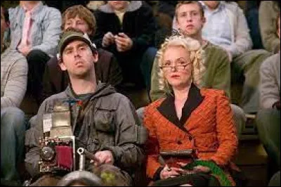 Rita Skeeter est une animagus. En quel animal se métamorphose-t-elle ?