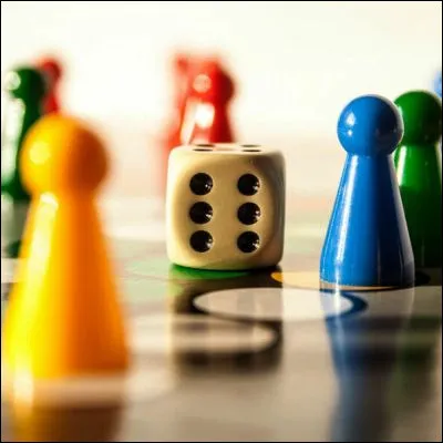 Quelle expression d&eacute;signe une victoire dans un jeu de soci&eacute;t&eacute; ?