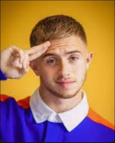 Quel est le prénom de Michou ?