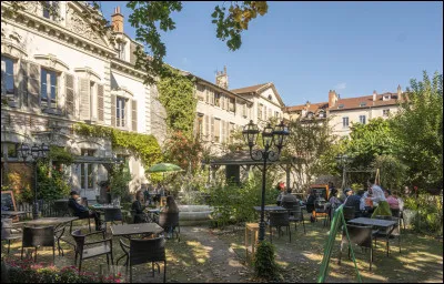 Gastronomie : Quel aliment possède une appellation AOC ?