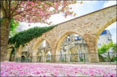 Géographie : quelle rivière coule à Reims ?