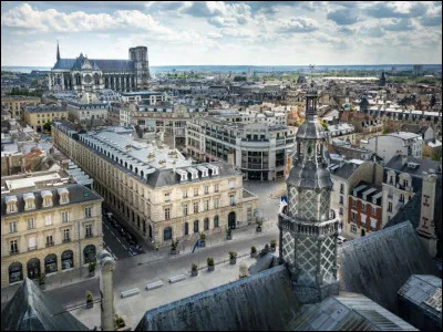 Histoire : qui est le premier roi à avoir été sacré à Reims ?