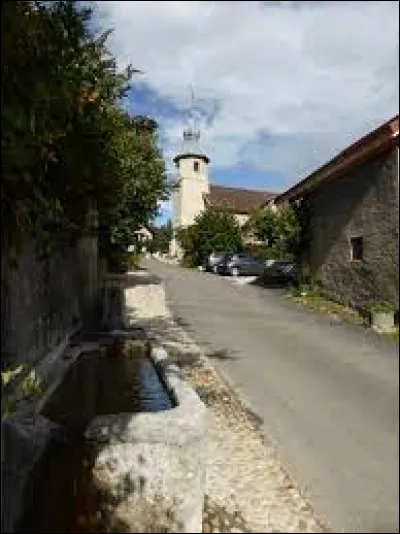 Commune d'Auvergne-Rhône-Alpes, dans l'arrondissement de Saint-Julien-en-Genevois, Andilly se situe dans le département ...