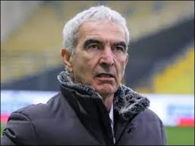 Le 1er avril 2008, que déclare le sélectionneur de l'équipe de France de football Raymond Domenech ?