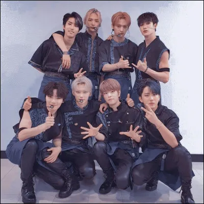 Termine les paroles : Tighten up my laces "Cause Im ready to be ______ " (Double Knot english version)