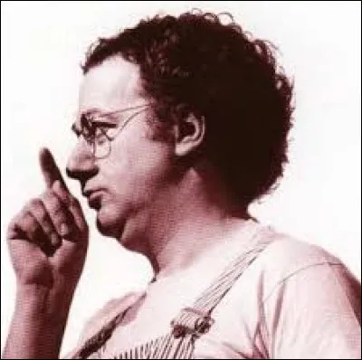 Dans quel sketch entend-on "Tant que tu passais tes journées à écouter Mic Jégère et les Bitelles passe encore, mais que tu fumes du hackique, non ! ?