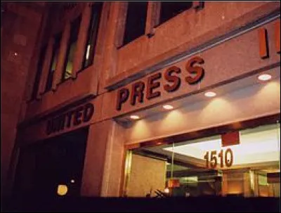 Qui a fondé en 1907 United Press International (UPI), une des quatre principales agences de presse au monde avant de décliner puis s'éteindre dans les années 1990 ?