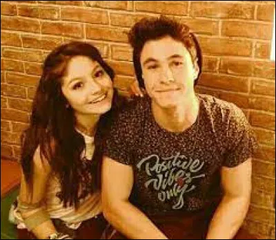 Complète les paroles de la chanson "Eres" interprétée par Karol Sevilla et Michael Ronda : 
Eres mi flor favorita en un cuento de hadas
Eres la frase más bella jamás escuchada
Eres el frío, el calor...