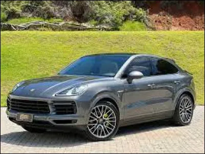 Ce SUV de la marque Porsche s'appelle :