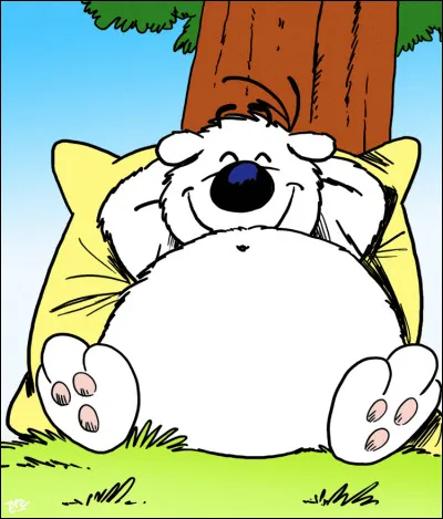 Quel est cet animal de fiction en C, un chien blanc anthropomorphe et rondouillard qui passe son temps à manger et dormir mais aussi a persécuter son ami le chat Sénéchal ?