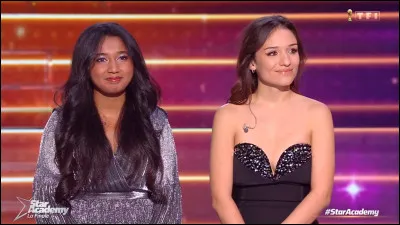 Au septième prime, quelle chanson a-t-elle interprétée en duo Enola ?