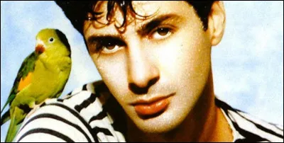 Dans quelle capitale européenne Étienne Daho souhaite-t-il passer un week-end ?