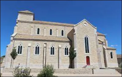 Nous terminons notre balade dans le Val de Saône, à Saint-Martin-Belle-Roche. Village de Bourgogne-Franche-Comté, il se situe ...