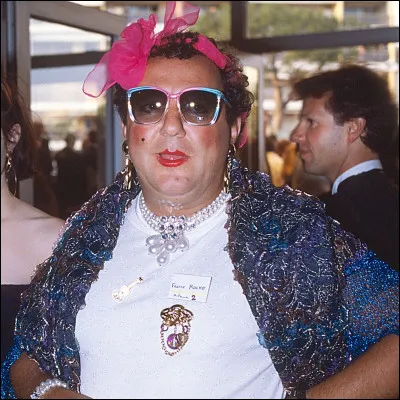 Science occulte qui prétend faire communiquer avec les morts !