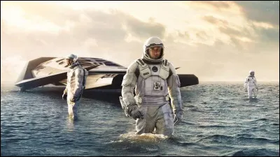 Qui a composé la musique du film "Interstellar" ?