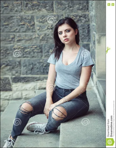 Quand tu vois une fille, que remarques-tu en premier ?