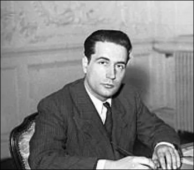 Pendant combien d'années François Mitterrand a-t-il été président de la République ?