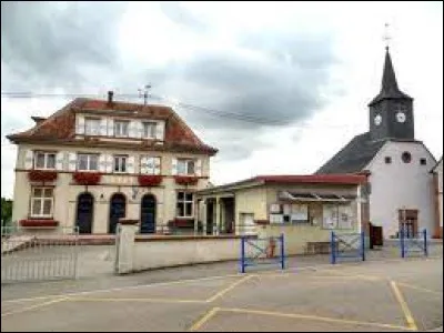 Commune du Grand-Est, dans le parc naturel régional des Vosges du Nord, Puberg se situe ...