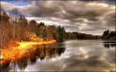 Dans quelle île ne trouve-t-on pas de village ou de commune au nom de Trois-Rivières ?
