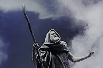 Avec l'aide de Dieu ce prophète libéra le peuple juif d'Égypte grace à son bâton de marche. Qui est-il ?