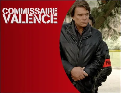 Qui incarne un commissaire de police qui dirige la huitième DPJ de Paris , il élève seul sa fille et doit faire face à des enquêtes complexes, héros de la série "Commissaire Valence" ?