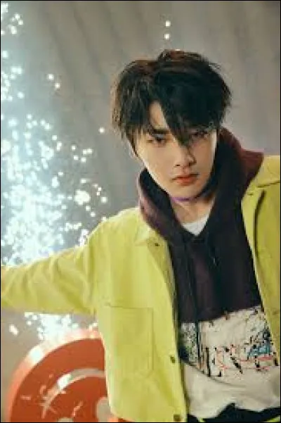 Il a été stagiaire pendant :