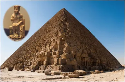 Qui était ce monarque en K, roi d'Égypte de la IVe dynastie de l'Ancien Empire, il a régné vers 2600 ans avant J.C. ?