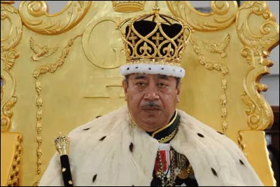 Qui est ce monarque en T, roi des Tonga depuis 2015 ?