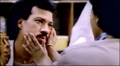 Quel est ce clip de Lionel Richie, dans lequel il tombe amoureux d'une jeune femme aveugle ?